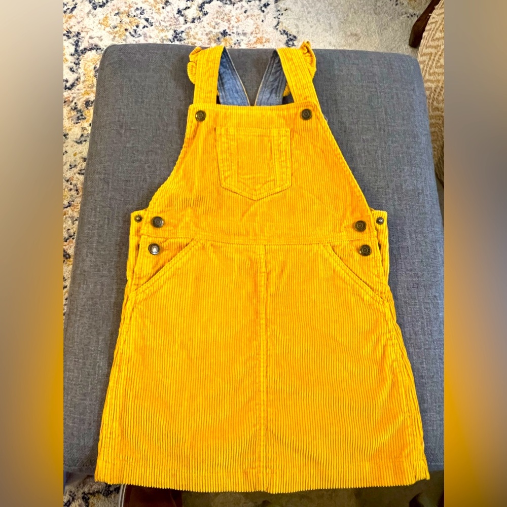 Gap corduroy gold skirt jumper. New - never worn. Size 5